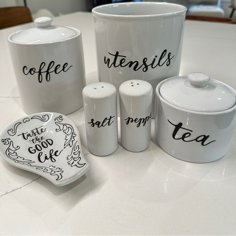 Threshold Kitchen Accessories Set